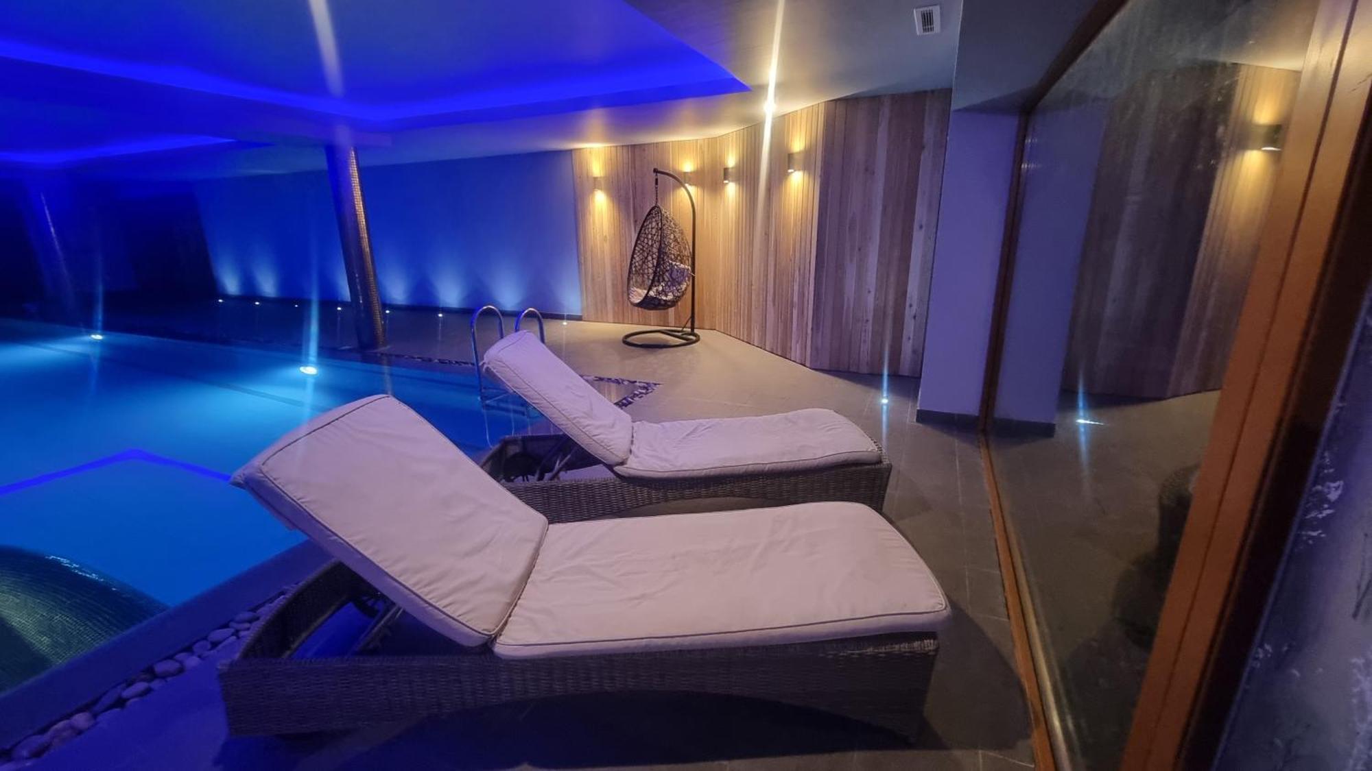 Fab View (Adults Only) Otel Dingle Dış mekan fotoğraf