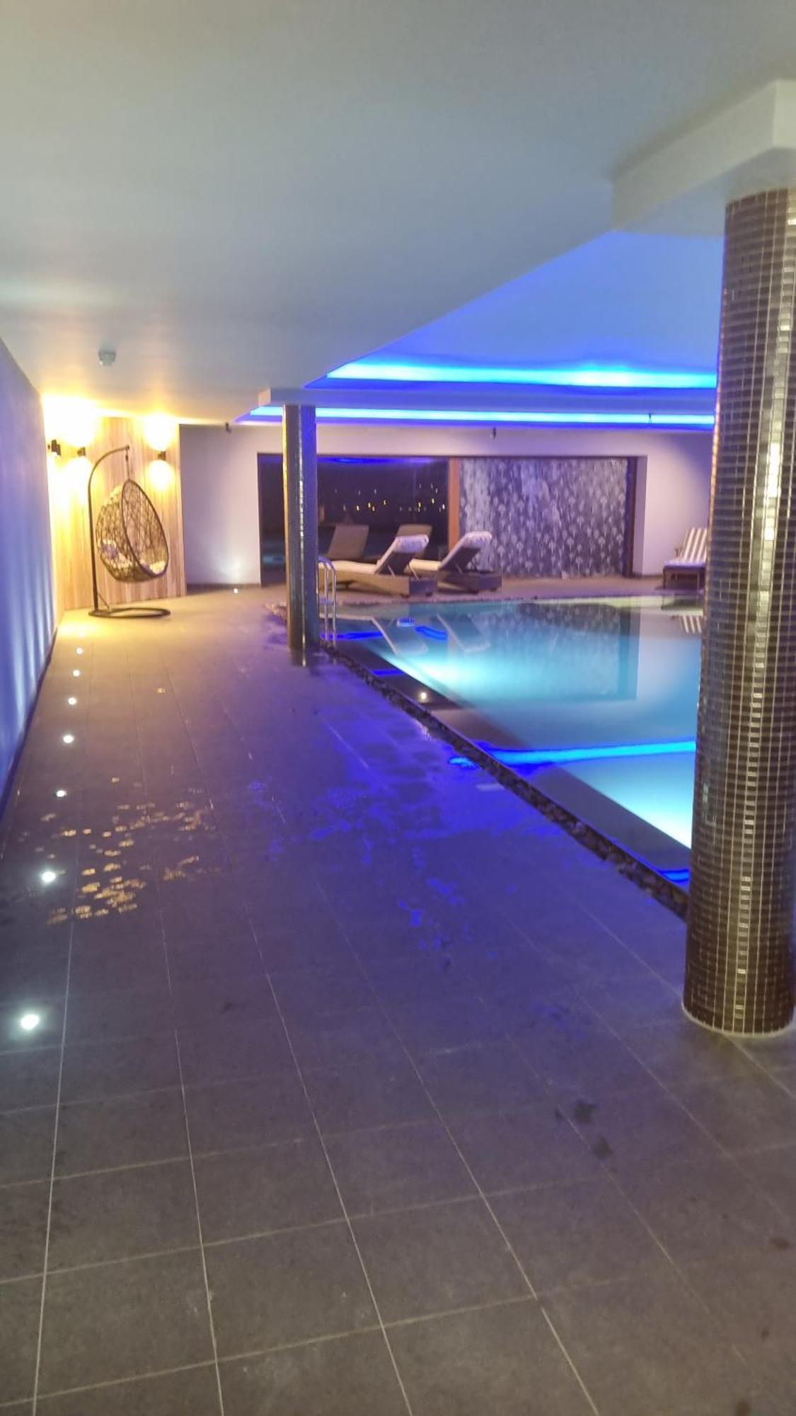 Fab View (Adults Only) Otel Dingle Dış mekan fotoğraf
